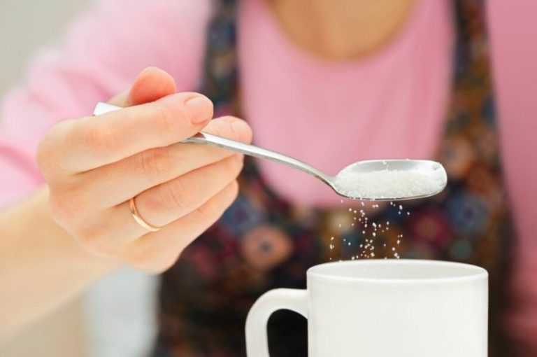7 Cara Mengurangi Asupan Gula untuk Kesehatan Tubuh