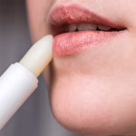 5 Tips Make Up agar Bibir Tidak Mudah Kering