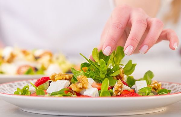 7 Nutrisi Penting yang Dibutuhkan Tubuh Penderita Kanker 7 Nutrisi Penting yang Dibutuhkan Tubuh Penderita Kanker